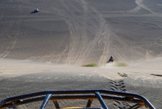  Adventure in the sand 